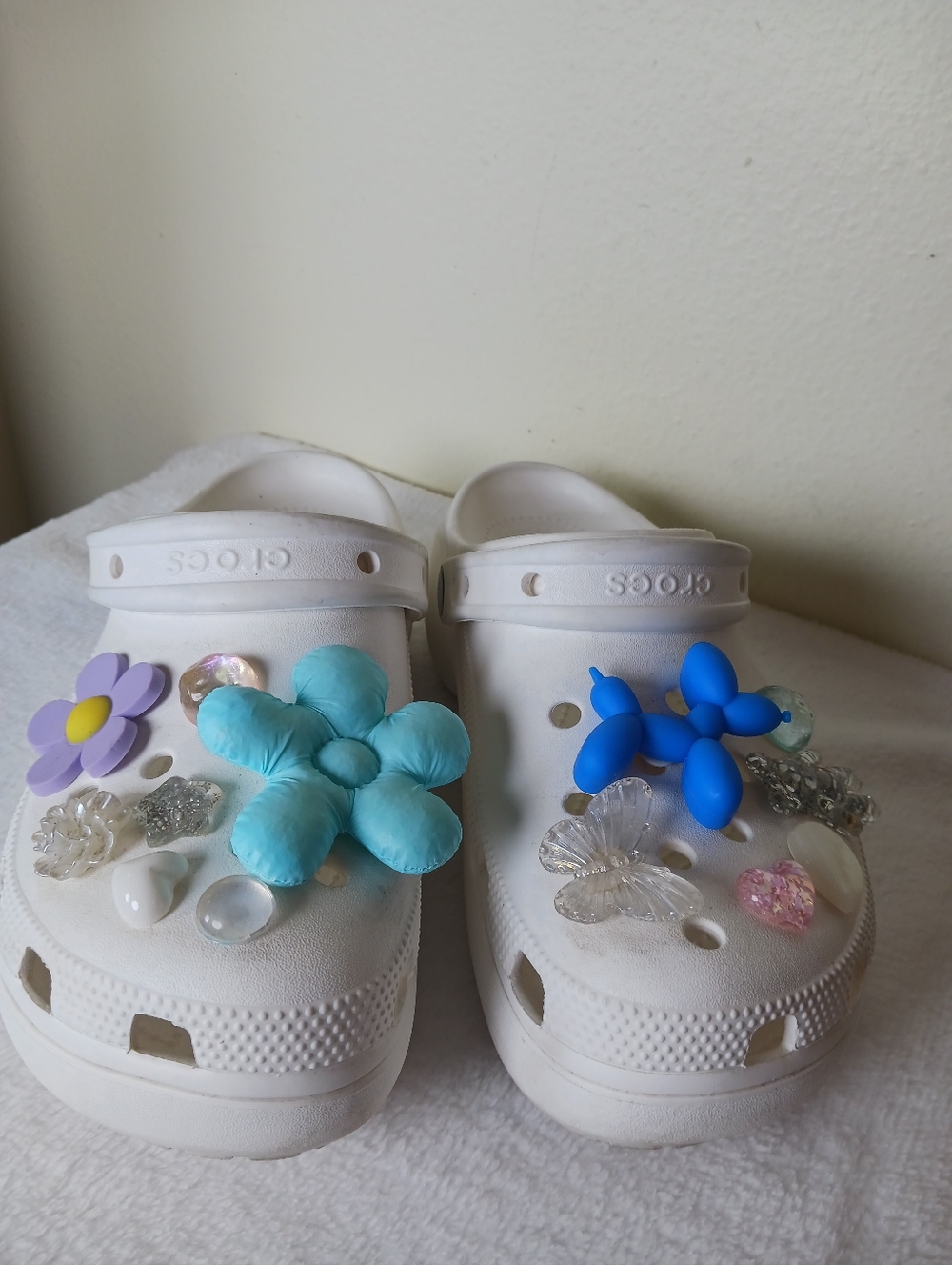 CROCS White Classic Clogs with Blue and Teal Floral & Balloon Charms